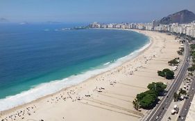 Flat 907 Copacabana- posto 4- quadra da praia
